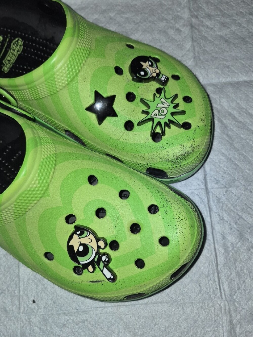 Powerpuff Girl Buttercup Crocs - Picture 2 of 3